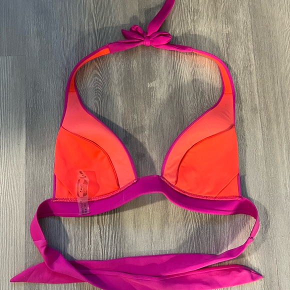 Victoria’s Secret small plunge halter purple bikini top - Picture 2 of 16